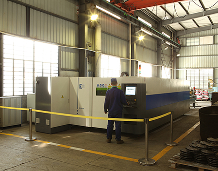 总公司激光切割机-浙江鼎炀风机有限公司